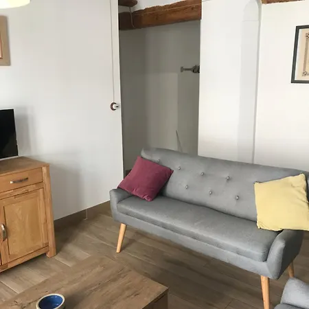 Centrally Located Two Bedroom *