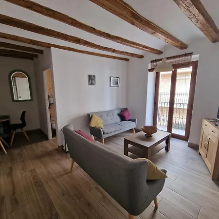 Centrally Located Two Bedroom Apartment El Perello (Catalonia)